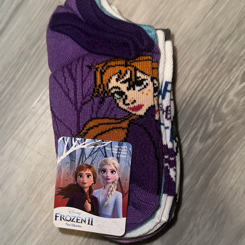 Brand New Frozen II - 6 Pack of Socks